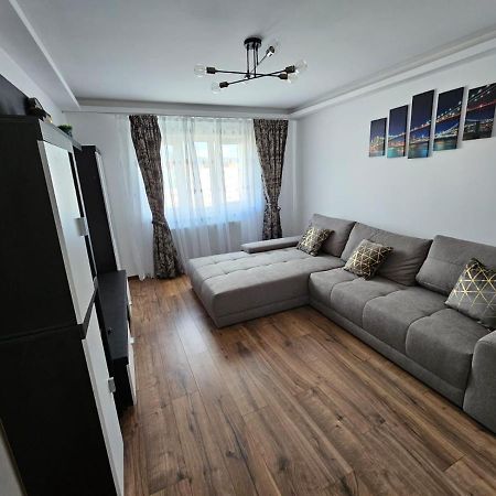 Modern Residence Scala Zalău Esterno foto